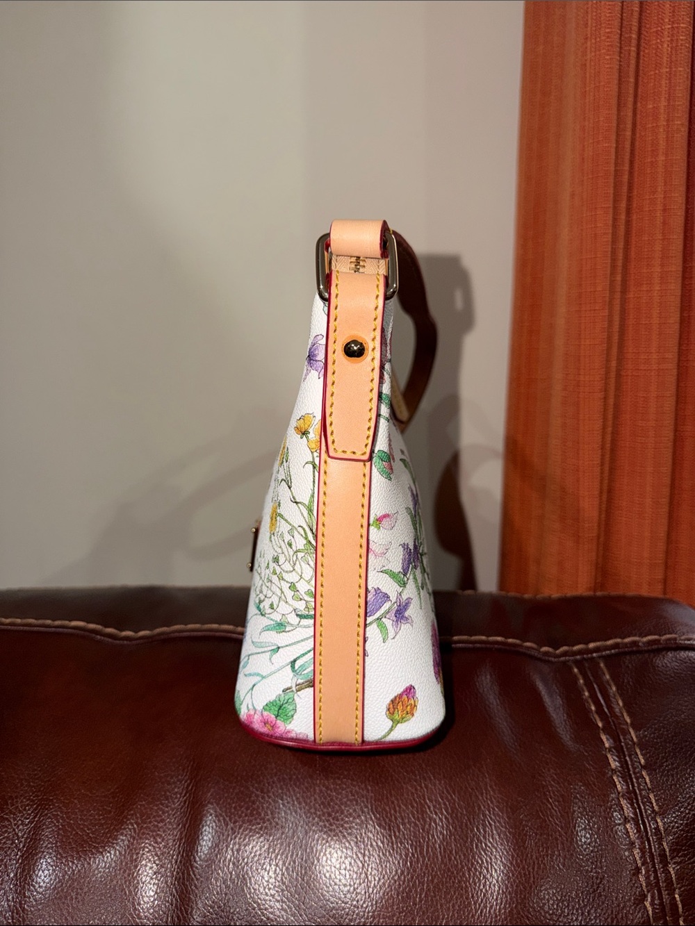‼️Dooney & Bourke Floral Print Shoulder Bag - Picture 4 of 11